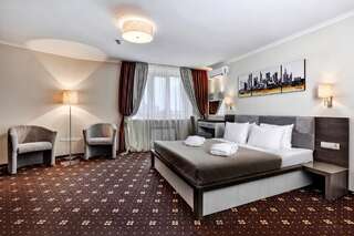 Отель Bratislava Hotel Kyiv Киев Люкс-5