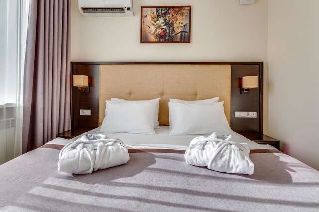 Отель Bratislava Hotel Kyiv Киев-21
