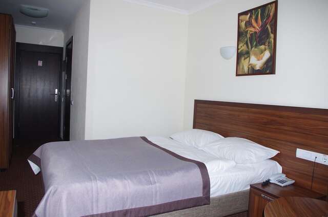 Отель Bratislava Hotel Kyiv Киев-45