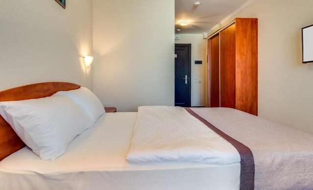 Отель Bratislava Hotel Kyiv Киев-50