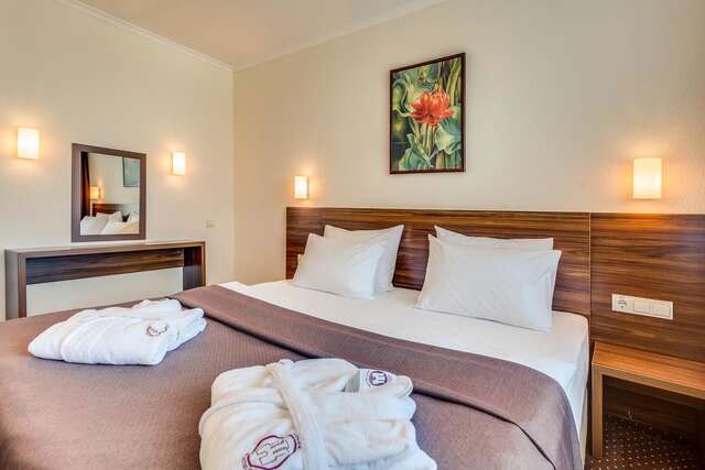 Отель Bratislava Hotel Kyiv Киев-7